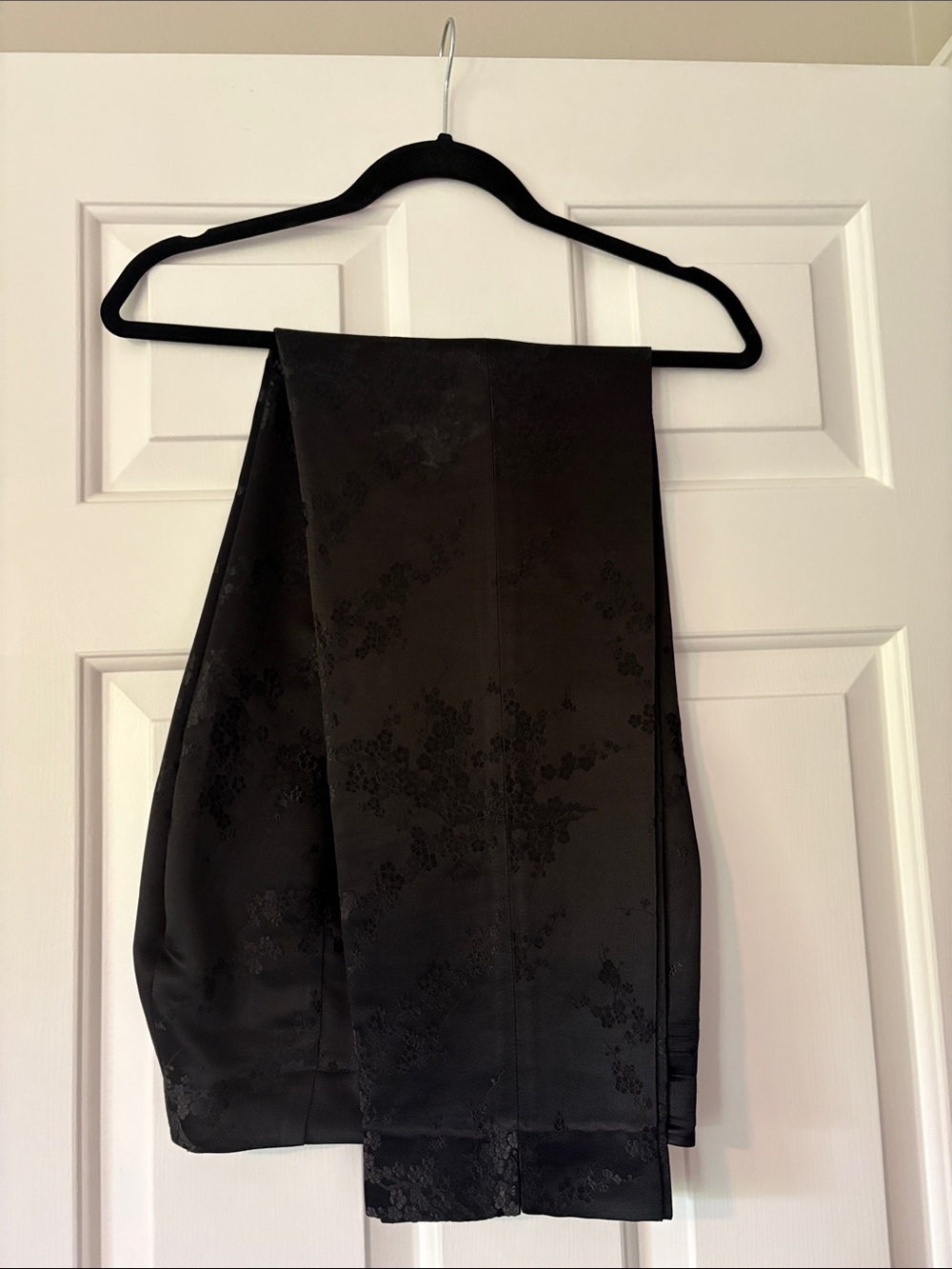 Black Ankle-Length Cropped Pants